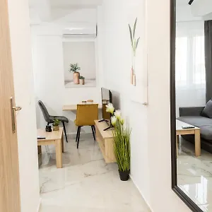 https://hugo-superior-studios.hotels-of-thessaloniki.com