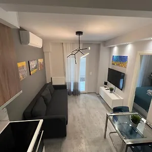 Διαμέρισμα Chic Urban Escape By Thesbnb, Θεσσαλονίκη